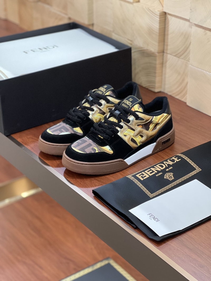 Fendi Low Shoes